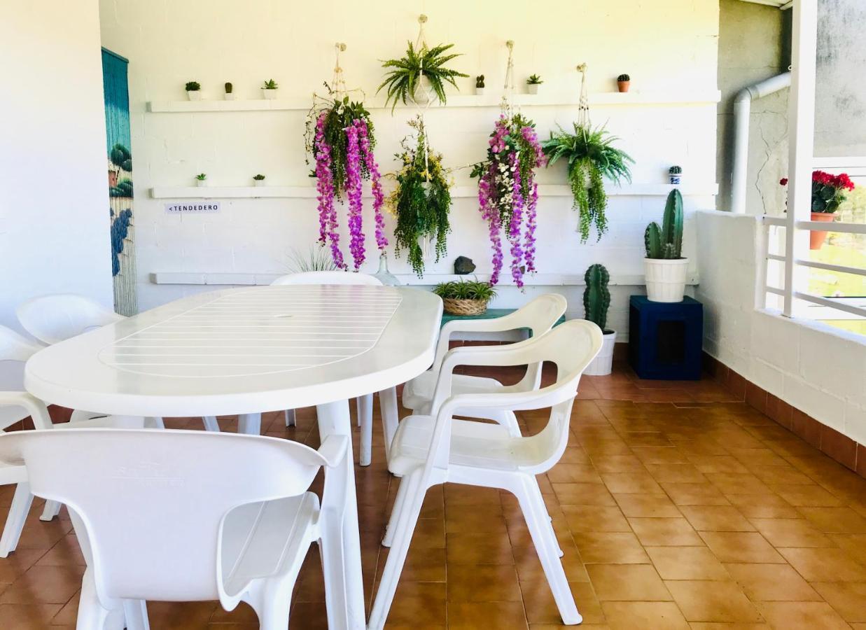 Casa De La Playa Ferienhaus Vega de Espinareda